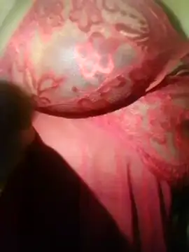 Bustylisa17 live cam on Stripchat