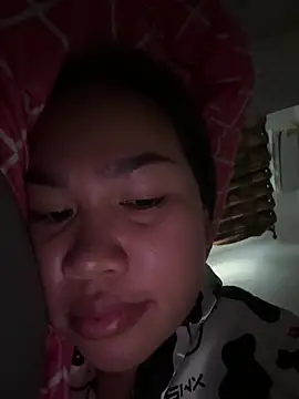 Ponthip webcam