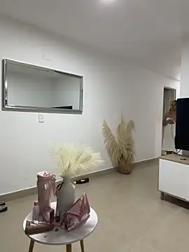Mia_Rosee1 webcam