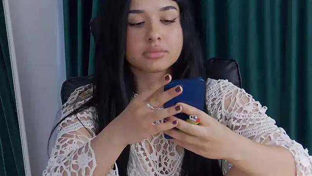 MissNaomiBelle webcam