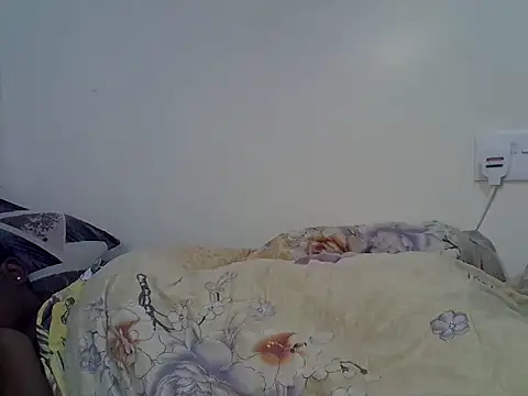 Sweet_Cherry17 webcam