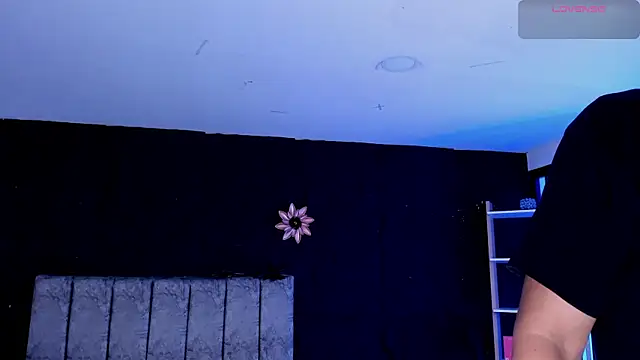 LiamDeep webcam