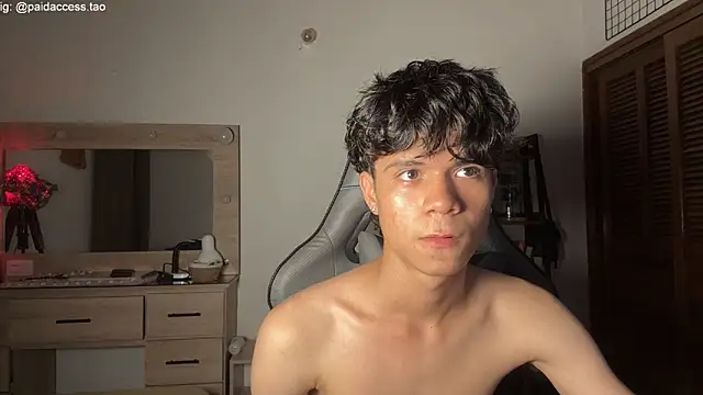 OopsAgain_ webcam