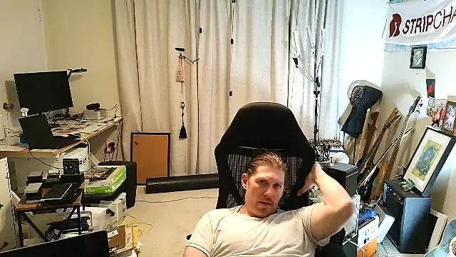 9VOLTT webcam
