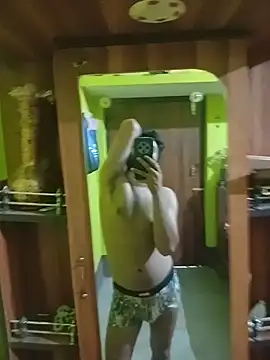 MrDoctor390 webcam