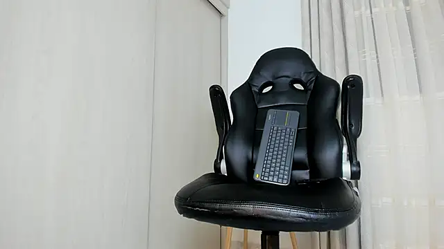 Biscuit_oliva webcam