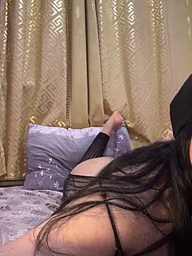 QueenRima99 webcam