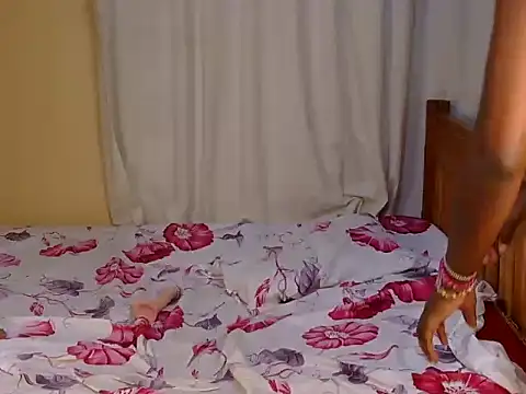 Ebonybunnny webcam