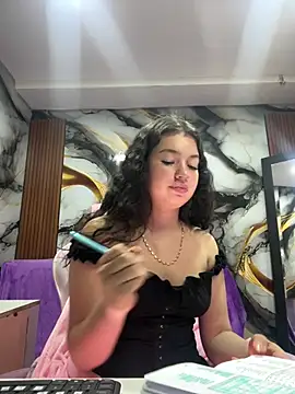 lilimini032 webcam