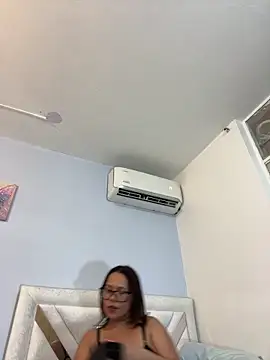 SophiaQueens webcam