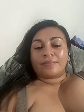kloee_kann webcam