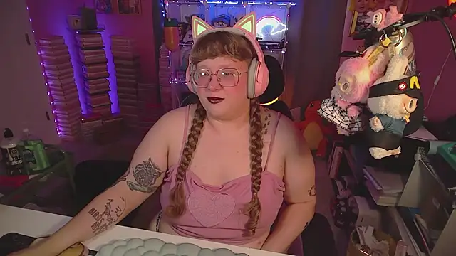 FatVeronica webcam