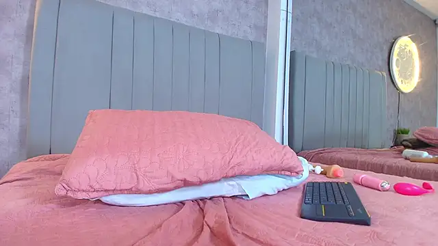 karla-ruiz webcam