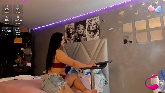 sexyzoe_69 webcam
