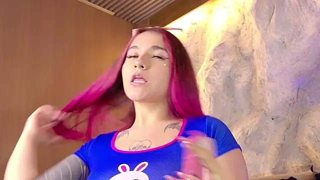 bella_mush webcam