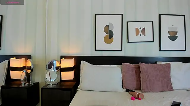 Lexis_Walker webcam