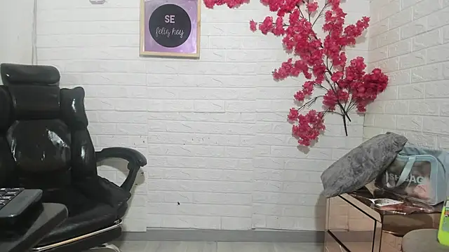 Raven_Lilith webcam