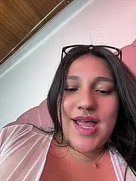 Emily_Gomezz webcam