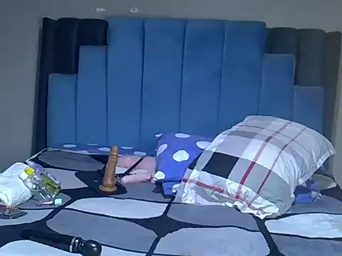 melanin_moon webcam