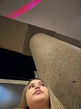 lunablossom_ webcam