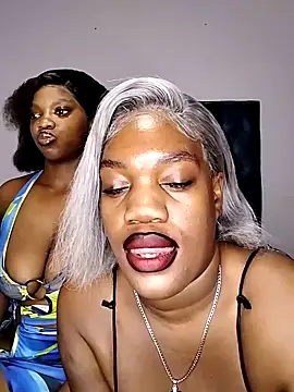 SweetBedroomEyez webcam