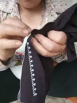 tuyet-nhi (F milf) - Mong được Ửng