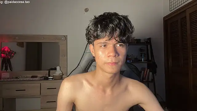 OopsAgain_ webcam