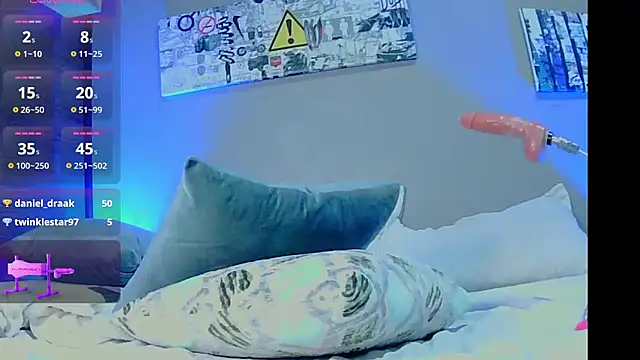 Enzoo98_ webcam