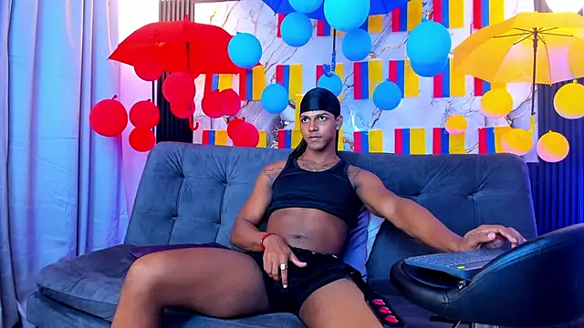 zoriel_bigcock webcam