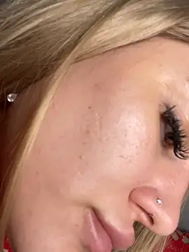 DariaSellen webcam