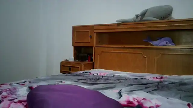 nicholle webcam