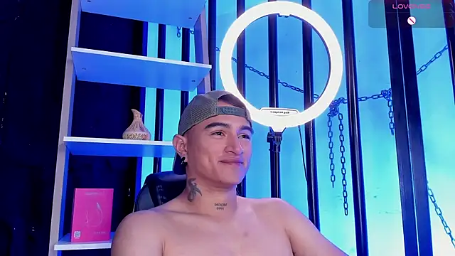 LiamDeep webcam