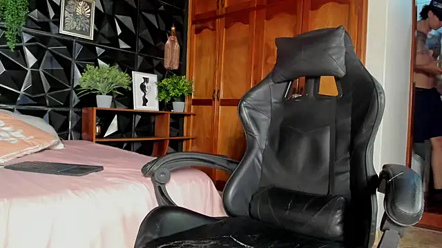 elliot_colton webcam