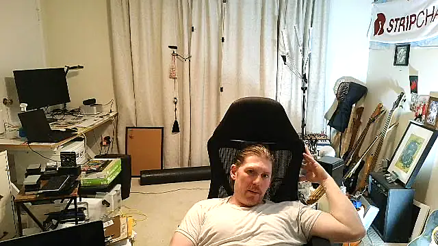9VOLTT webcam