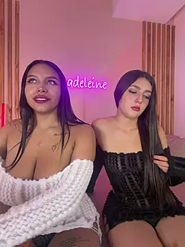 MadeleineSanez webcam
