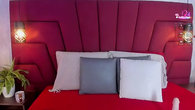 Emili__hot webcam