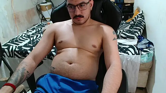 Leonino231 webcam
