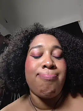 Yera_brown69 webcam