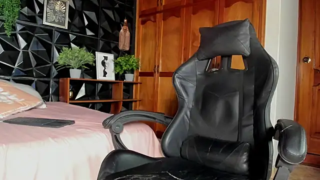 elliot_colton webcam