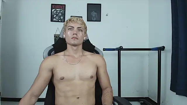lover_fitnesboy webcam