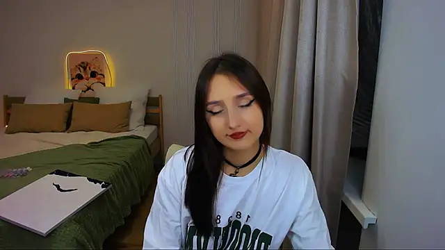 JulietteMonli webcam