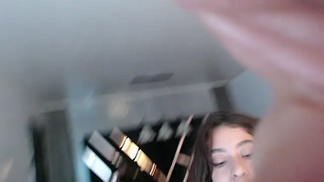 DamiaOshun_ch webcam