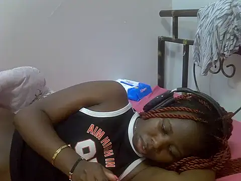 hot_petrah webcam