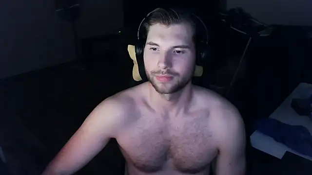ironman220 - Ironman220's free webcam - UK Sex Cams