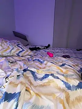Crazycouplelive_ webcam