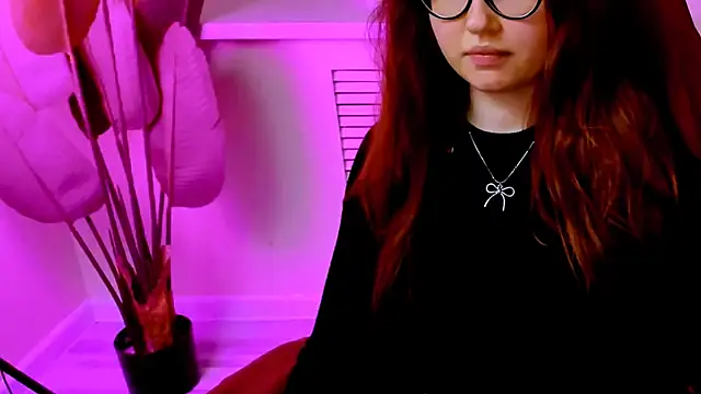 CarolGiggly webcam