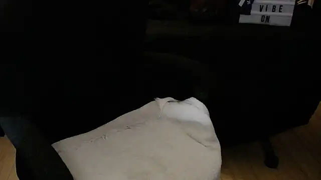 angecornuXO webcam