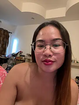 Ponthip webcam