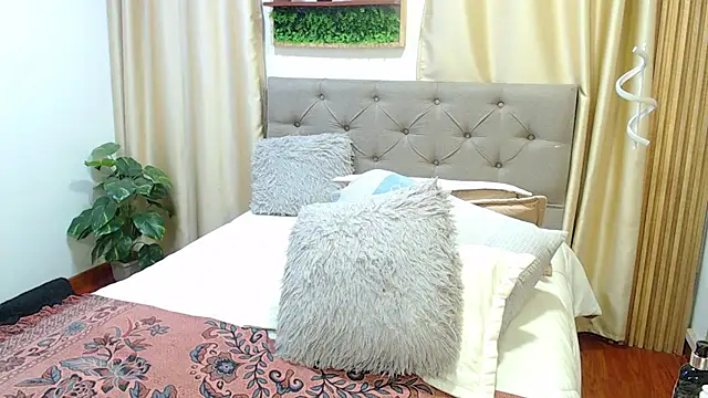 sasi_luna webcam