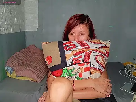 Lady_moon95 live cam on StripChat